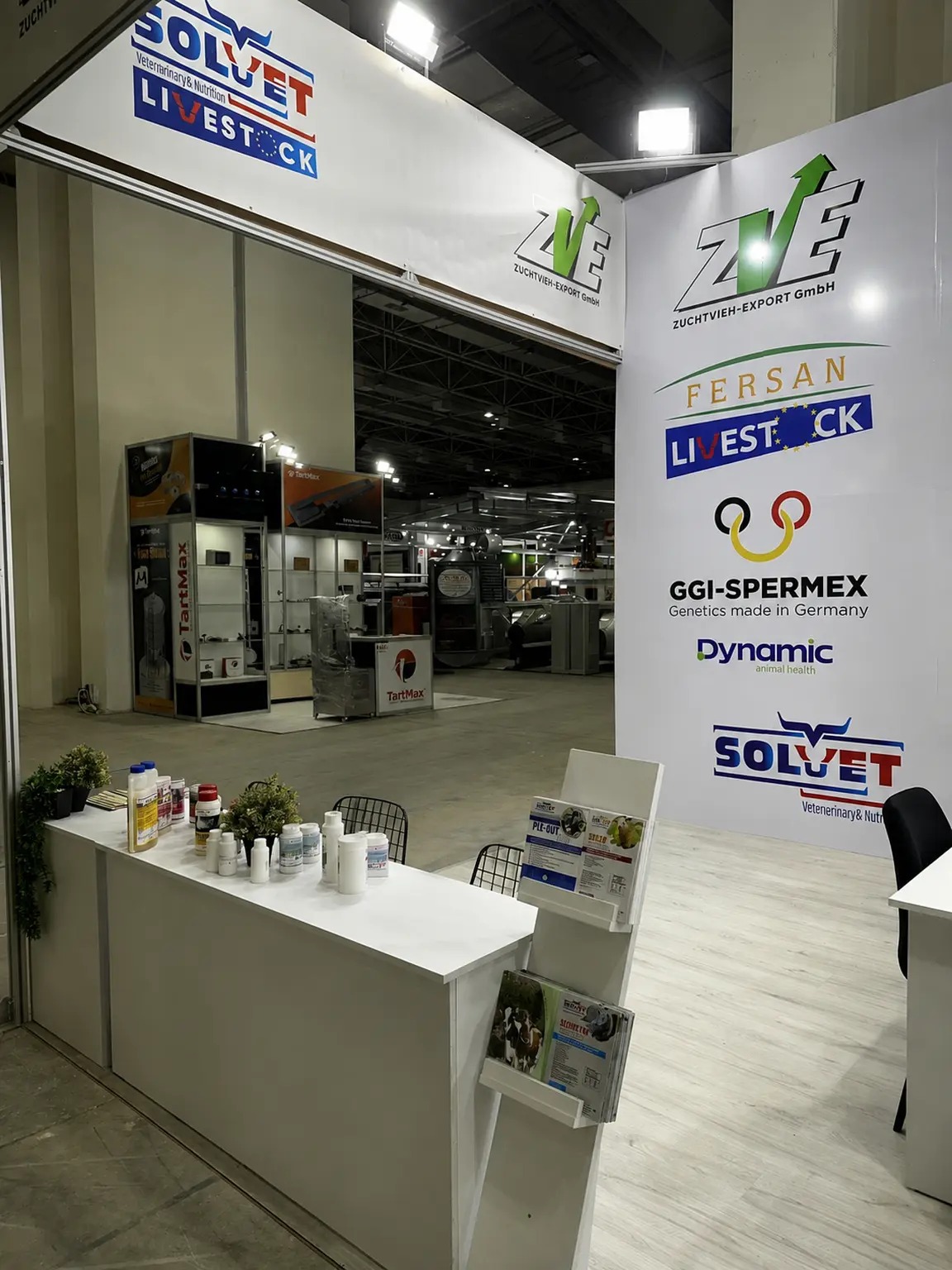 Fersan Livestock, ZVE ve Solvet markalarının yer aldığı fuar standı
